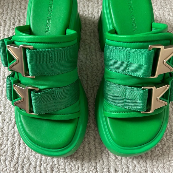 Bottega Veneta Shoes - Bottega Veneta Green Flash Sandals
